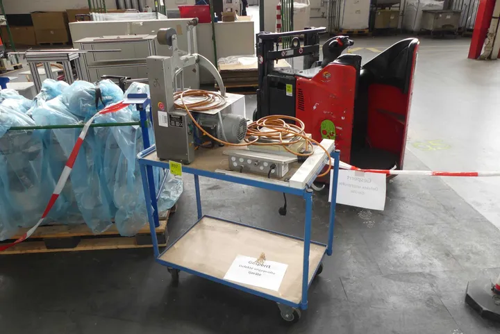Bündelmaschine defekt, mit Wagen